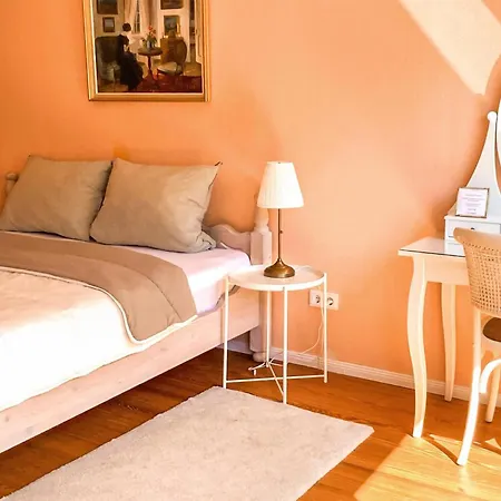 Διαμέρισμα One-bedroom In St Annen *